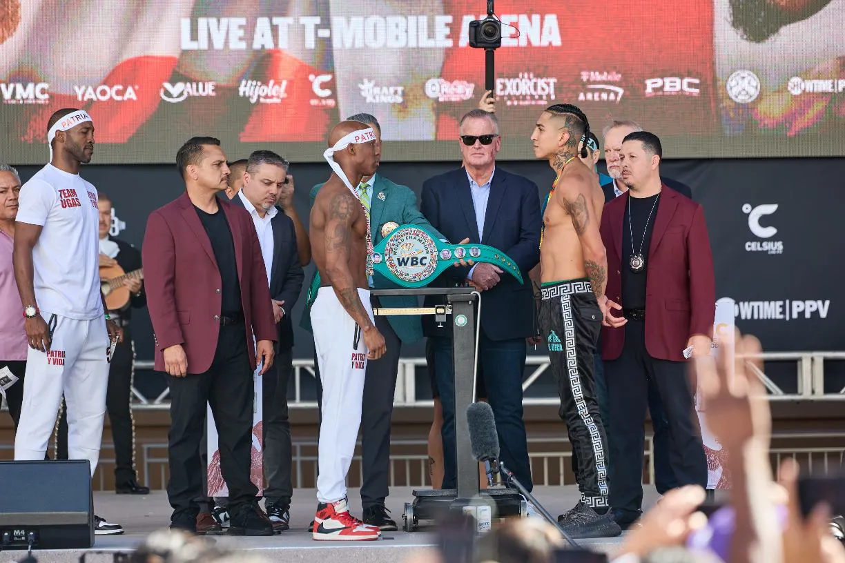0028_Canelo vs Charlo Weigh-ins
