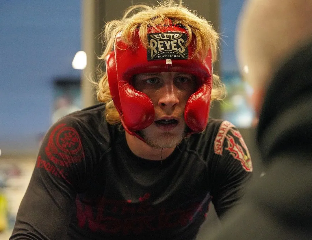 Burns elogia a Pimblett Es un peleador legítimo