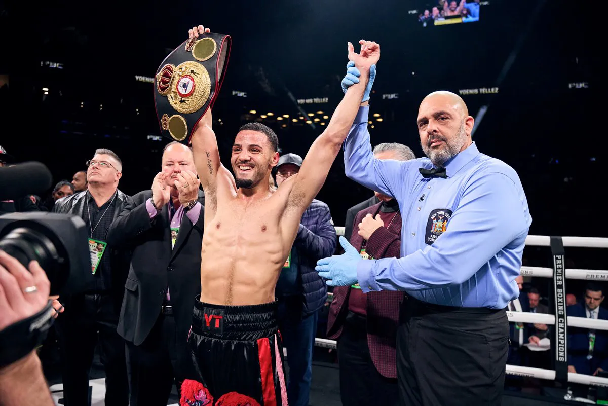 Yoenis Tellez vs Julian Williams_03_01_2025_Fight (11)