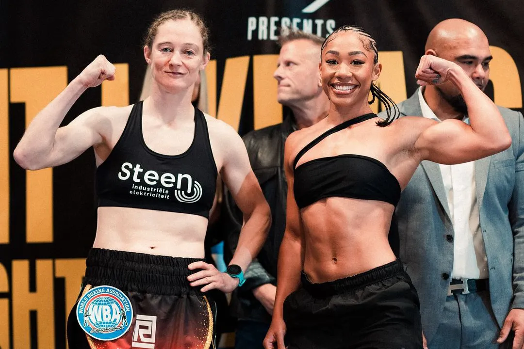 Alycia Baumgardner vs Delfine Persoon