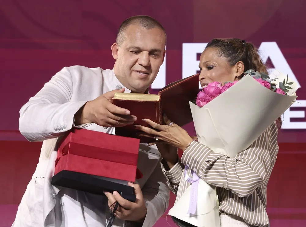 54981216008_f56d0ef8c2_k