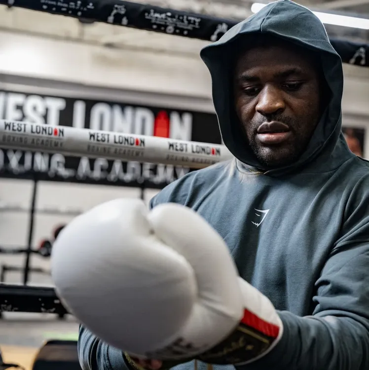 Ngannou Voy a ser yo quien le quite el alma a Joshua