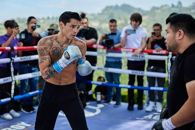 0125_Ryan Garcia media workout