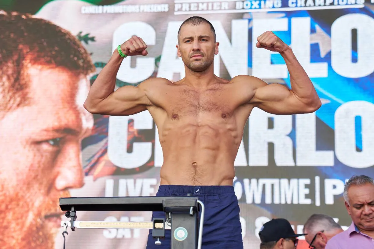 0007_Canelo vs Charlo Weigh-ins