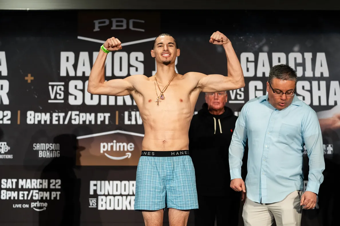 Fundora vs Booker Weigh-in - 03.21.25_03_22_2025_Weigh-in (21)