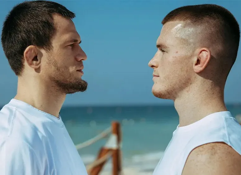 Usman Nurmagomedov y Paul Hughes en peso por Mundial Ligero Bellator en Dubai