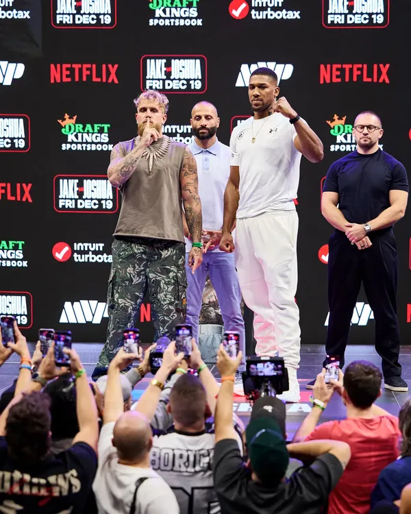 PaulJoshuaConferenciaMiamiEstherLinMVP (7)