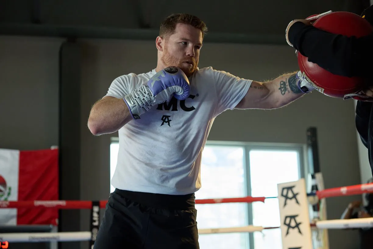 0020_Canelo Alvarez media workout