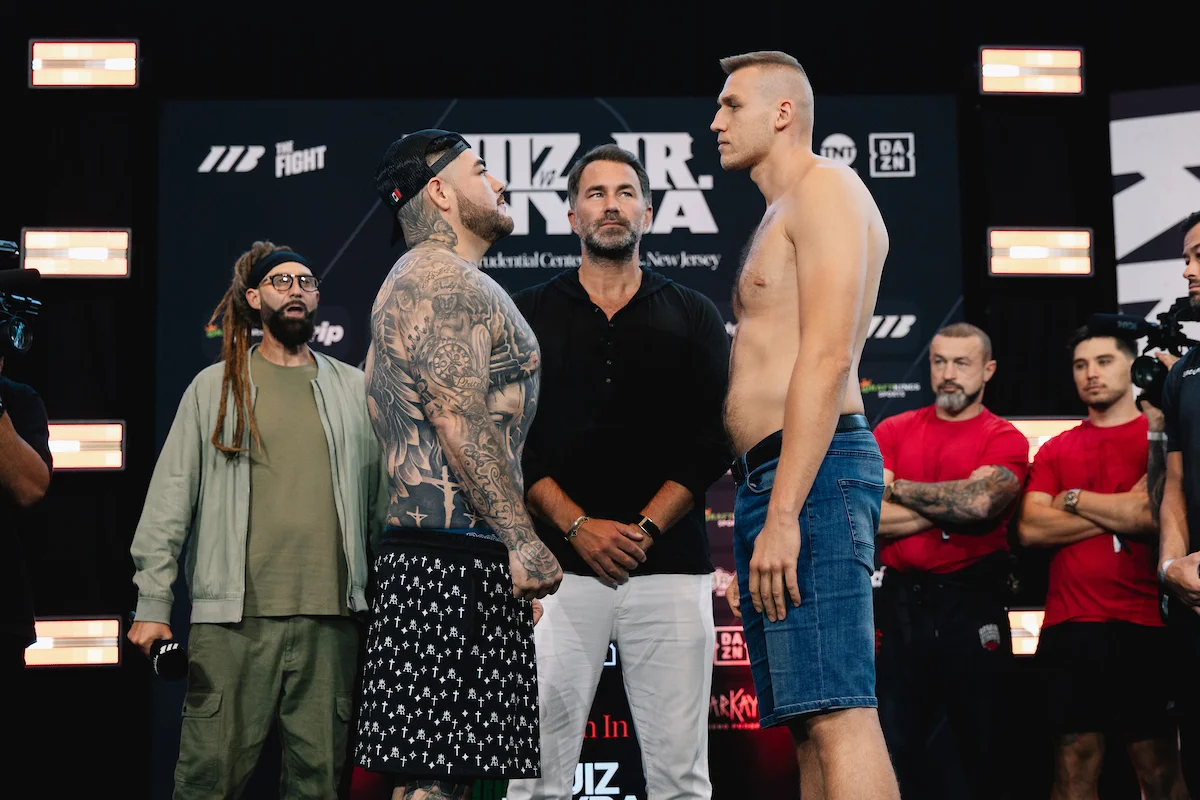 Ruiz vs Knyba weigh ins-5