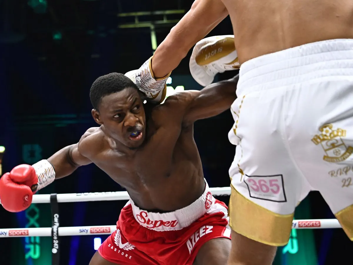 Lewis Edmondson vs Dan Azeez