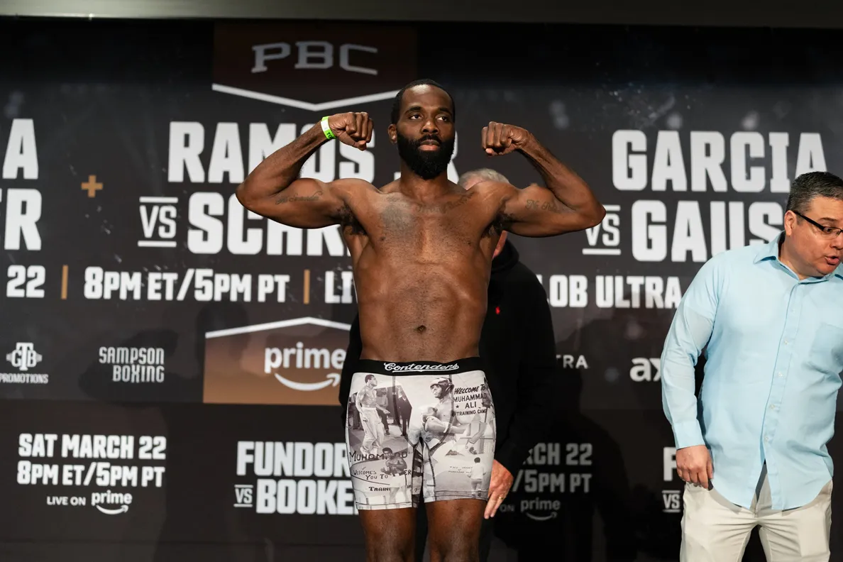 Fundora vs Booker Weigh-in - 03.21.25_03_22_2025_Weigh-in (13)