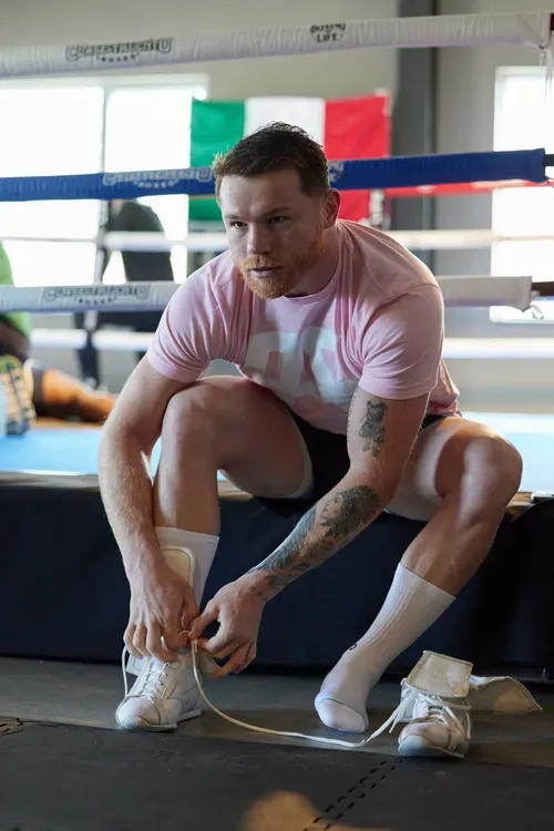 0002_Canelo Alvarez media workout