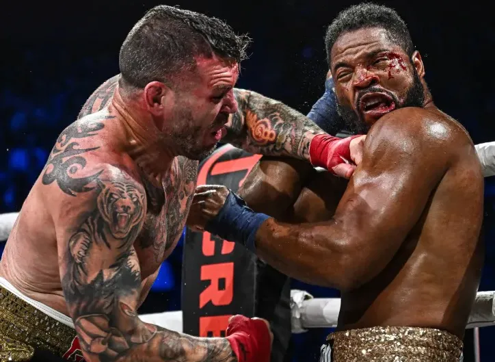 Hunt retiene por dividida ante Camozzi en Denver1