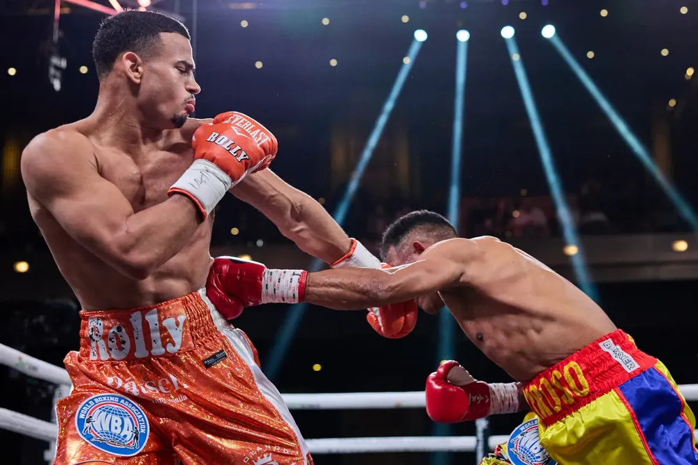 Rolando Romero vs Ismael Barroso (8)