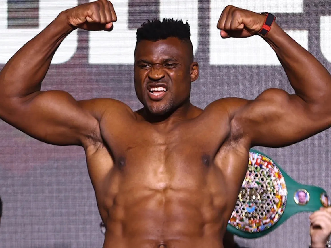 FuryNgannouPesajeTR-8