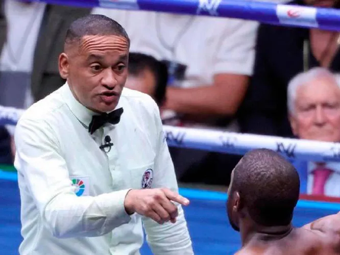 Hector Afu y Floyd Mayweather