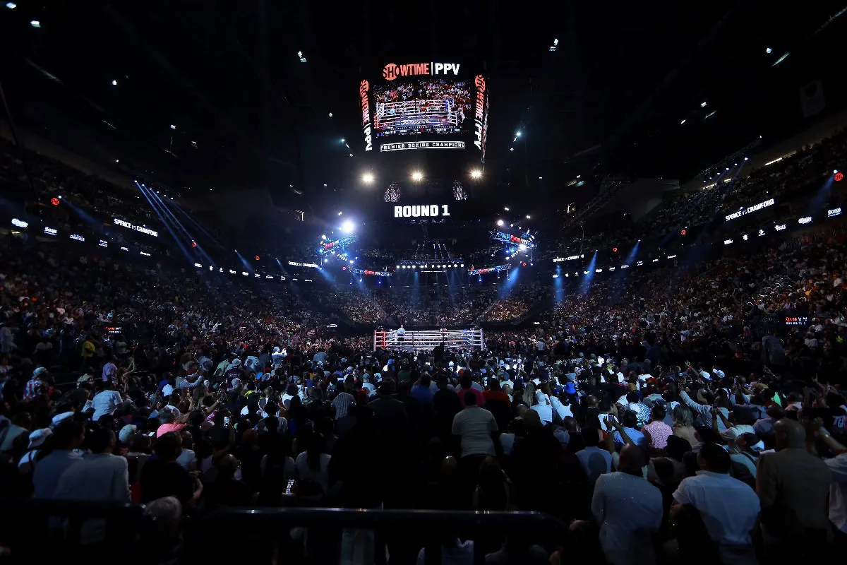 030_Spence_vs_Crawford