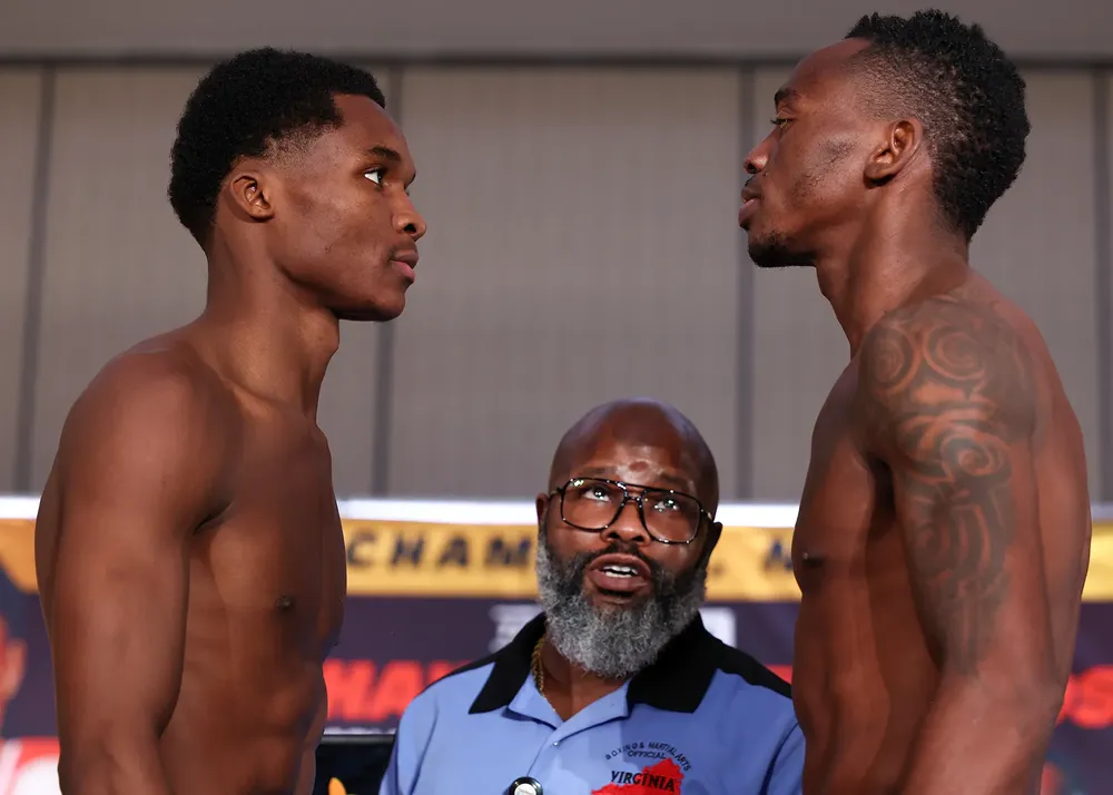 Abdullah Mason vs Jeremia Nakathila_faceoff2