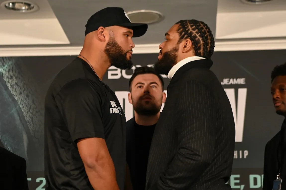 Frazer Clarke y Jeamie TKV