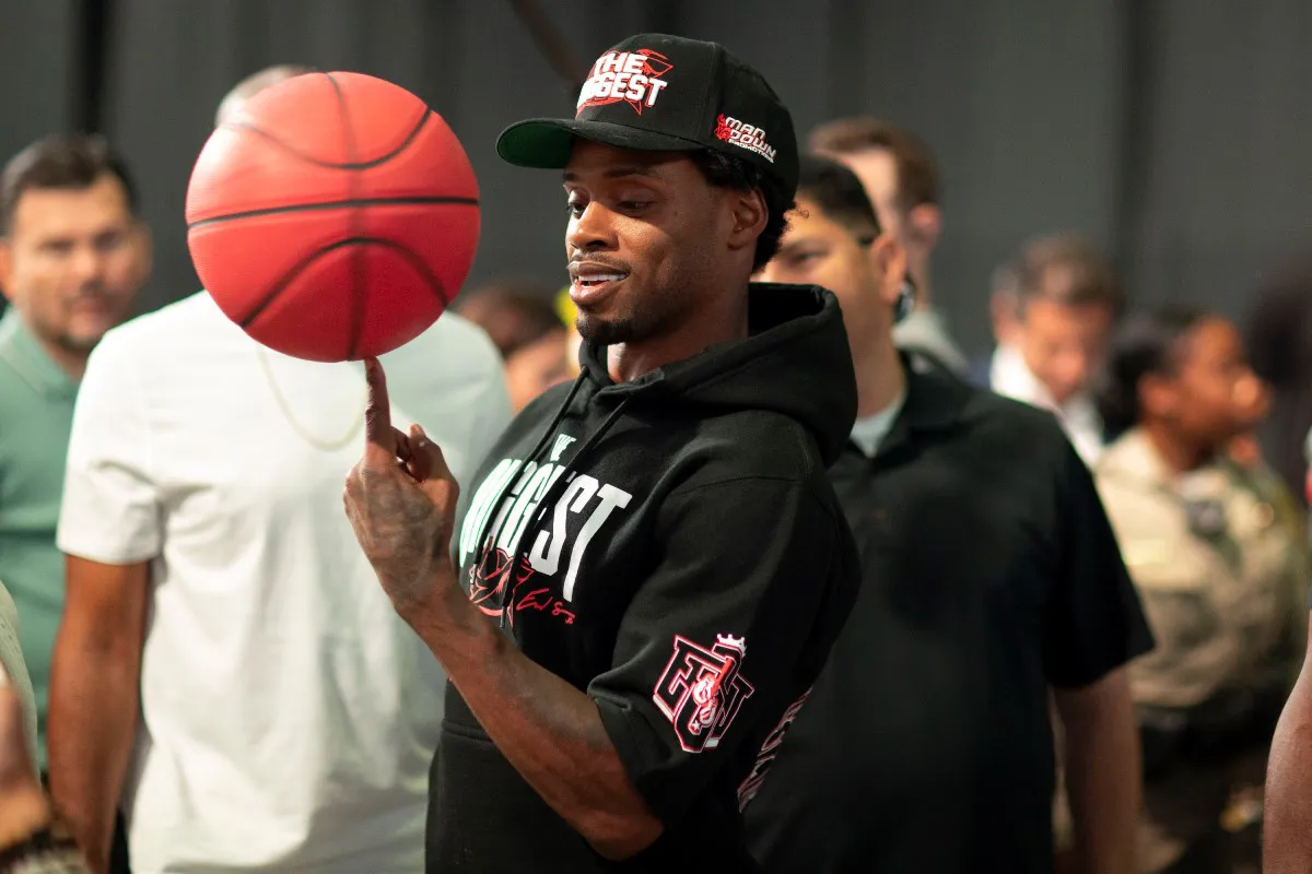 064_Spence_Crawford_Weigh-ins