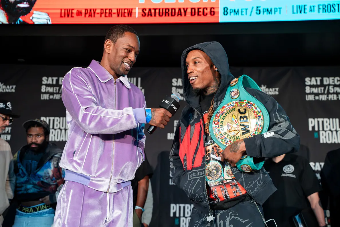 Pitbull vs Roach Weigh-in - 12.05.25_12_06_2025_Weigh-in (12)
