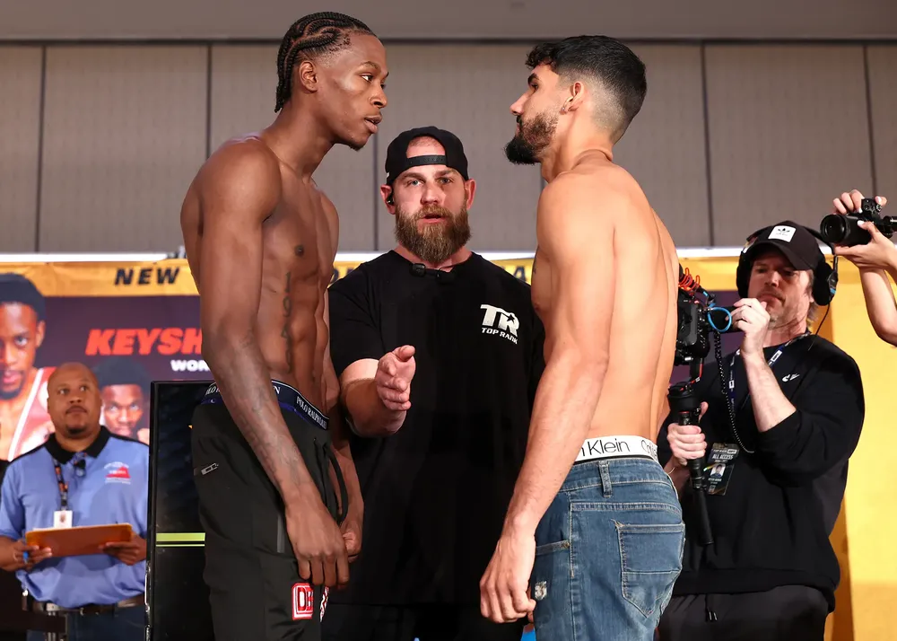 Keon Davis vs Michael Velez-Garcia_faceoff