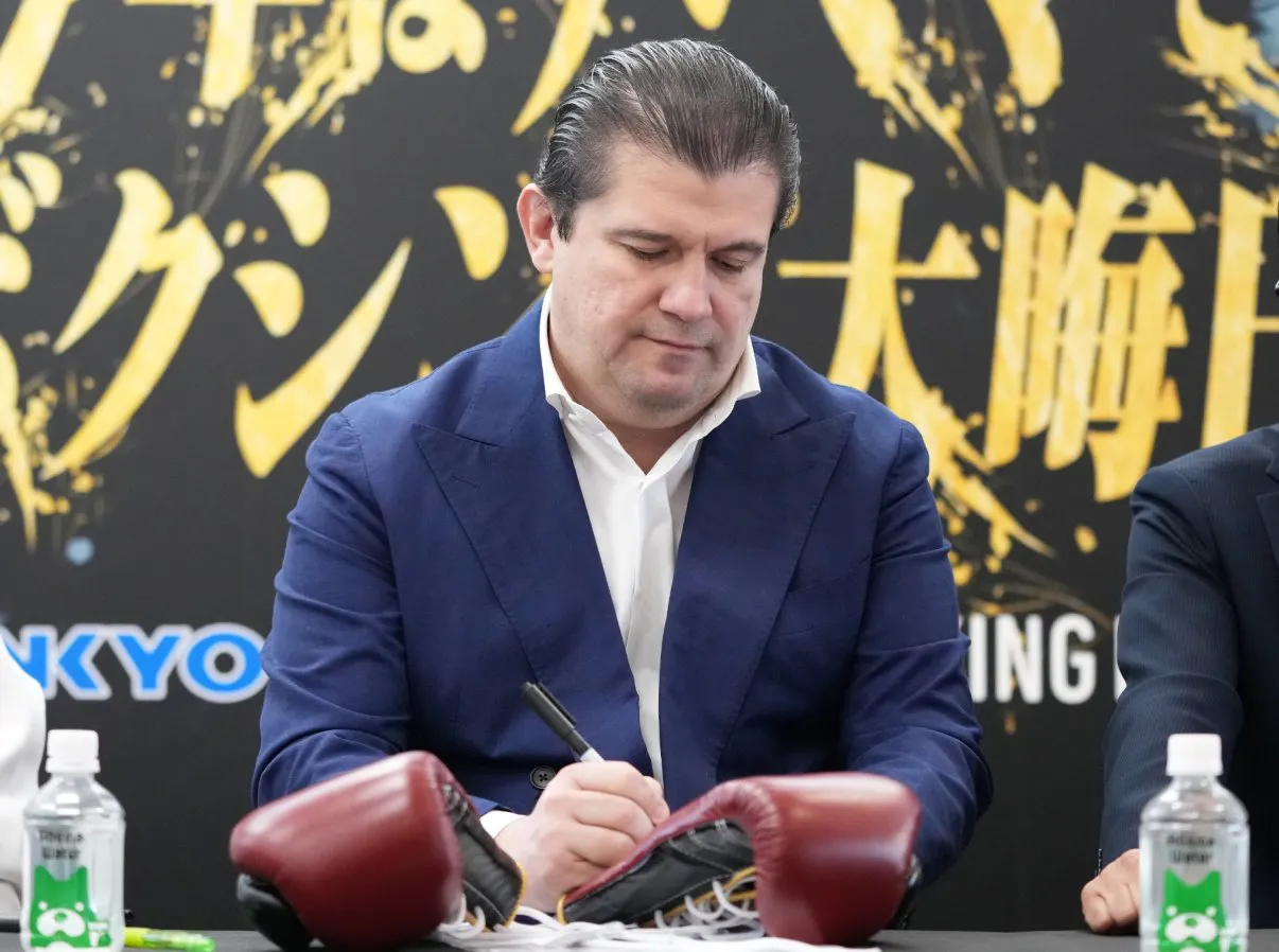 IokaPerezFirmaNAOKI (6)