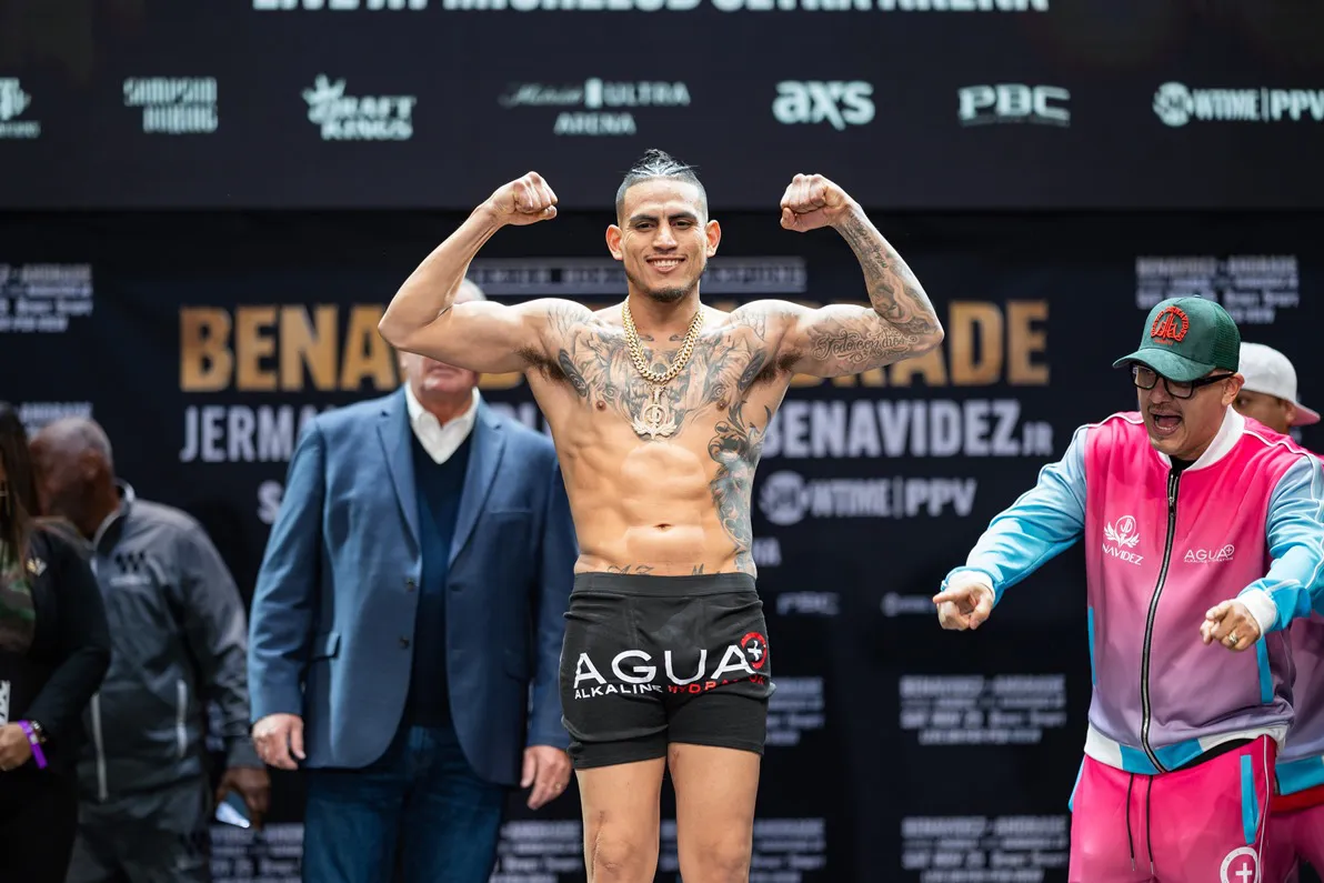Benavidez vs Andrade Weigh-in - 11.24.23_11_25_2023_Weigh-in (22)