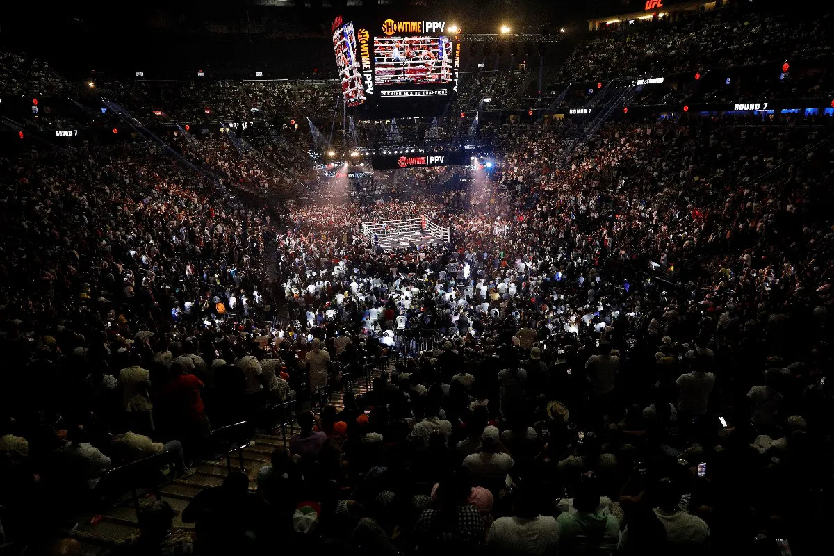043_Spence_vs_Crawford