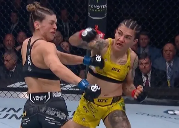 Andrade logra contundente nocaut sobre Dern en New York