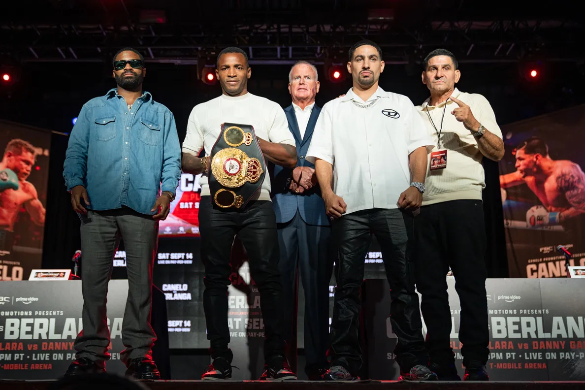 GarciaLaraConferenciaRyan HafeyNY-8