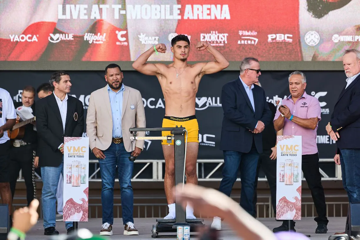 0017_Canelo vs Charlo Weigh-ins