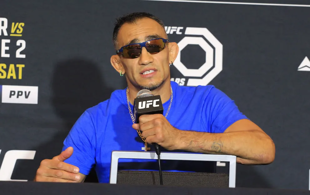 Tony Ferguson Estoy sorprendido... Cinco peleas y un título