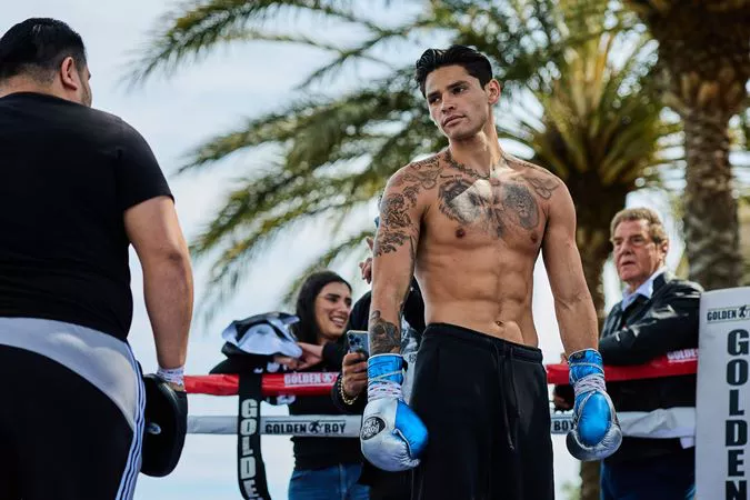 0116_Ryan Garcia media workout