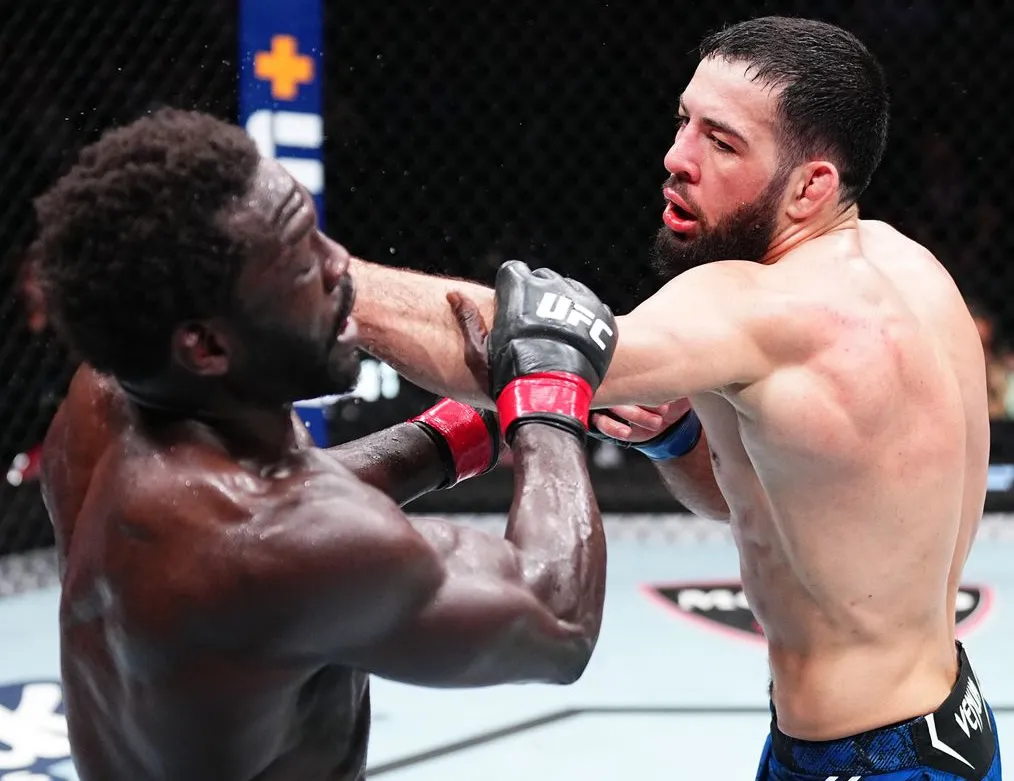 Nassourdine Imavov noqueó a Jared Cannonier en Louisville