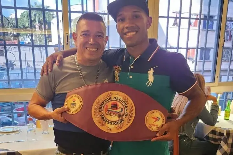 FloresWilliamsj39j93j3d9j3d3