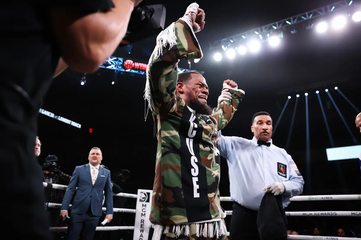 SHO - Benavidez v Andrade - PPV - LAS - FN - WESTCOTT-26