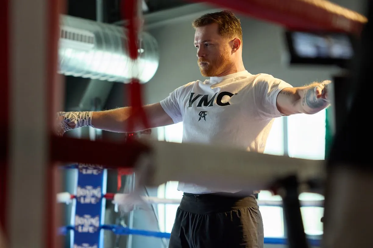 0005_Canelo Alvarez media workout