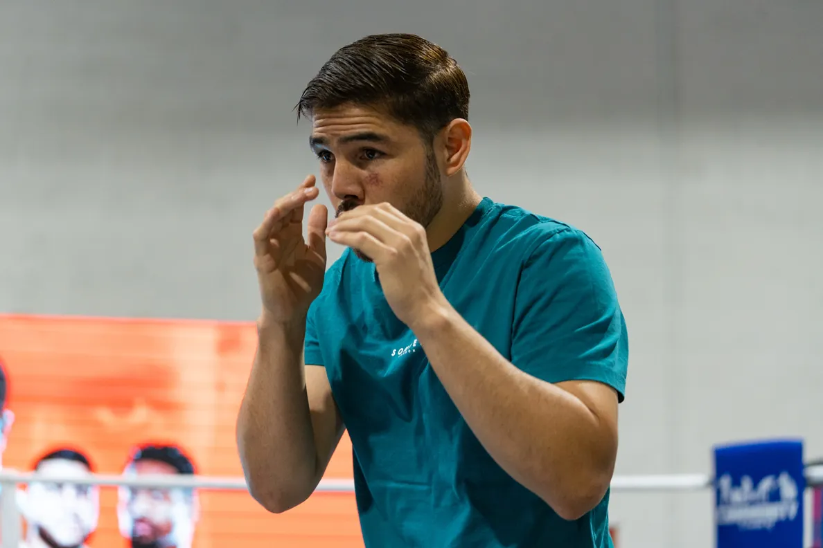 Pitbull vs Roach Las Vegas Media Workout - 11.20.25_12_06_2025_Workout (6)