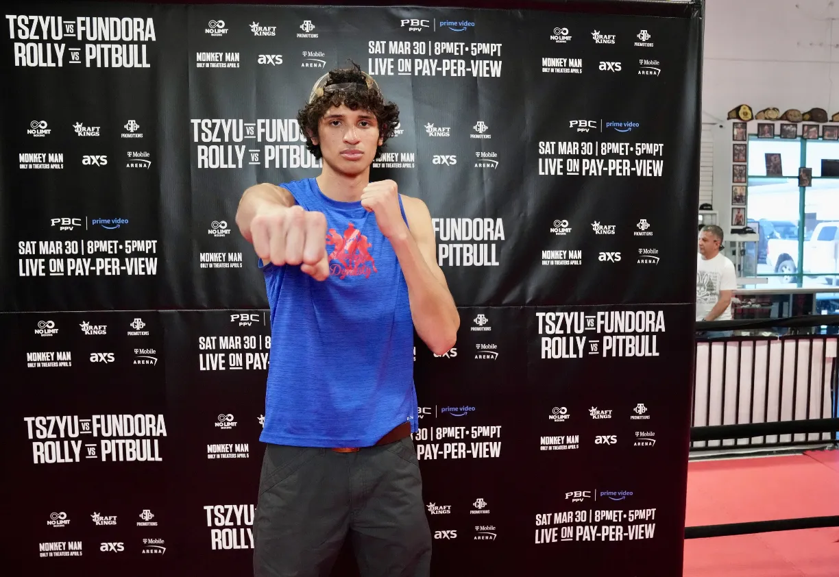 Tszyu-Fundora Las Vegas Media Workout - 03.21.24_03_30_2024_Workout30