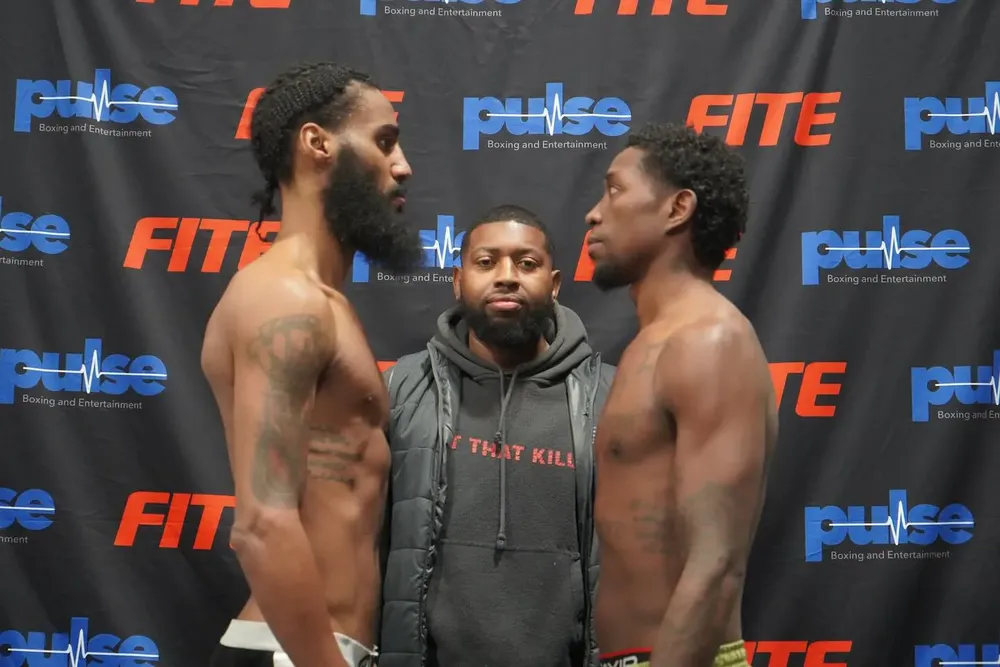 Albert Bell vs Jonathan Romero Pesaje