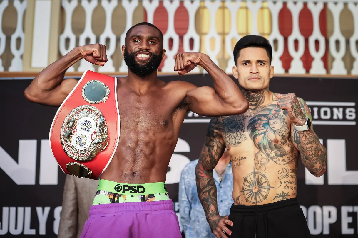 SHO-Ennis-Villa-Weigh In - WESTCOTT-28