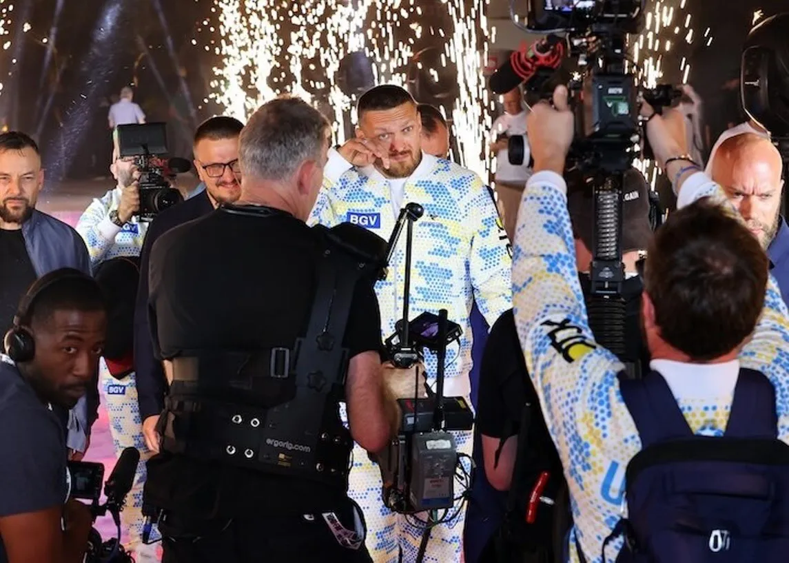 Oleksandr Usyk_arrival