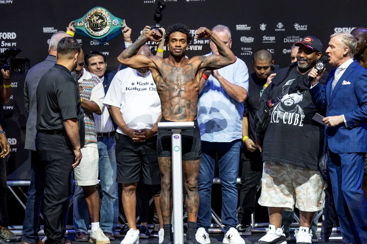 051_Spence_Crawford_Weigh-ins