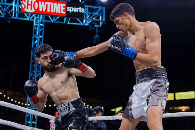0056_Sebastian Fundora vs Brian Mendoza