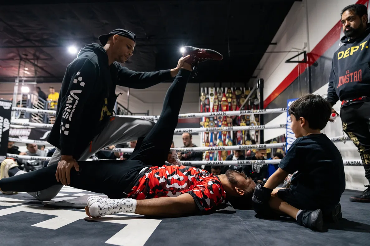 Benavidez Las Vegas Media Workout - 01.09.25_02_01_2025_Workout (9)