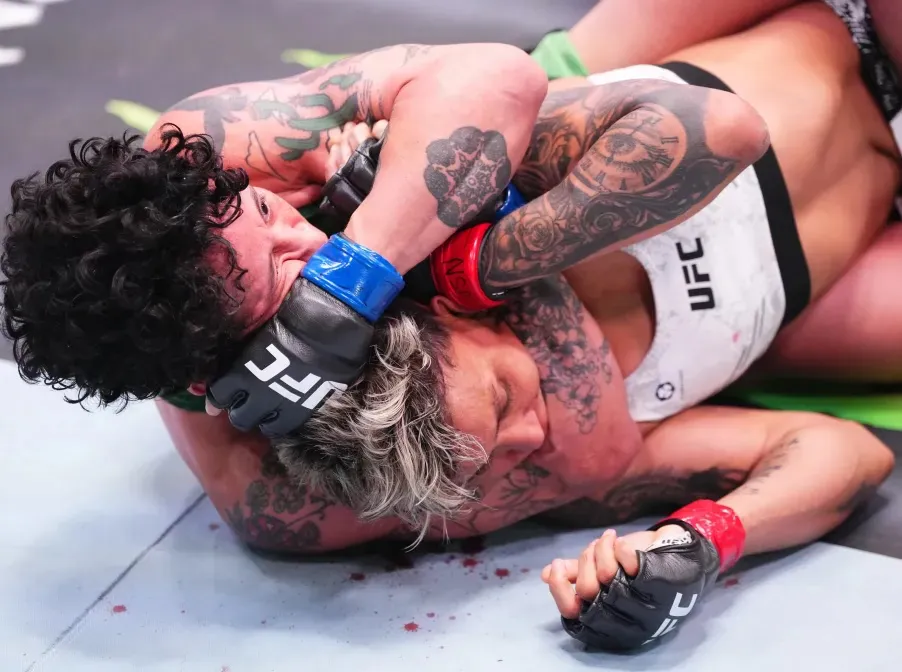 Virna Jandiroba sometió a Amanda Lemos en Las Vegas