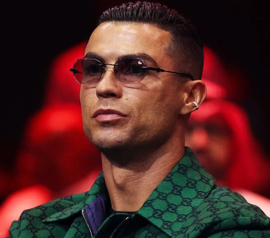 Cristiano Ronaldo’s Stylish Arrival at Judgment Day Boxing Event in Riyadh