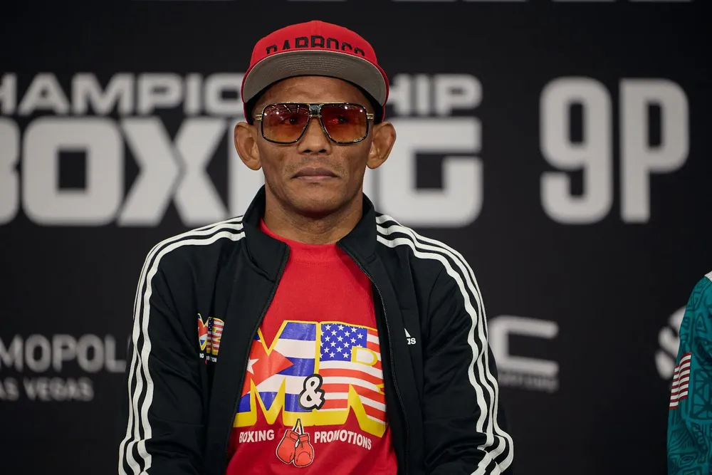 Rolando Romero and Ismael Barroso (7)