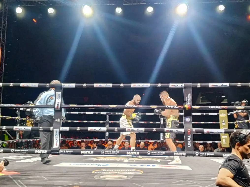 Albert Ramírez vs Adam Deines